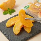 Dried yellow peaches